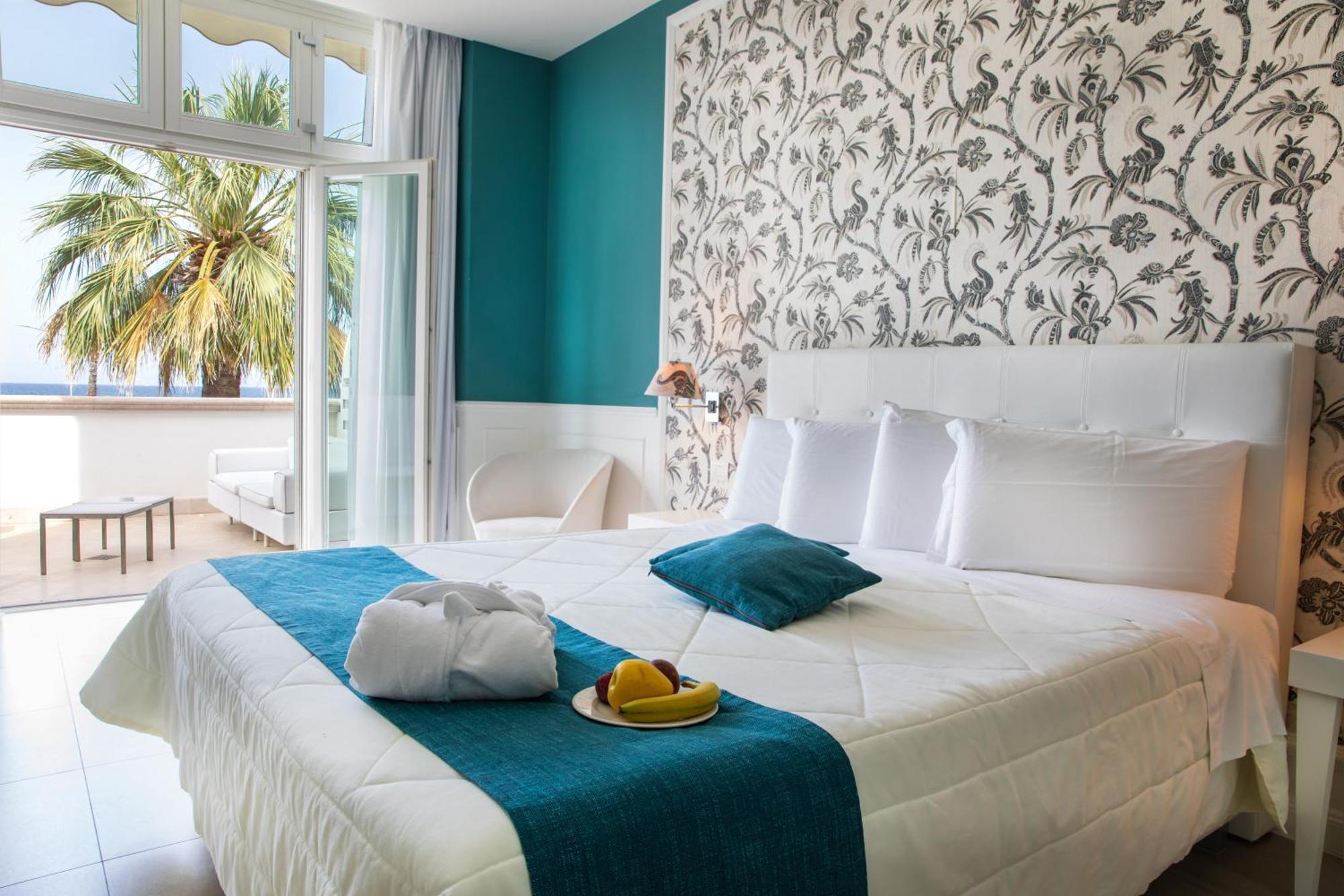 Bianco Riccio Suite Hotel Savelletri Exterior photo