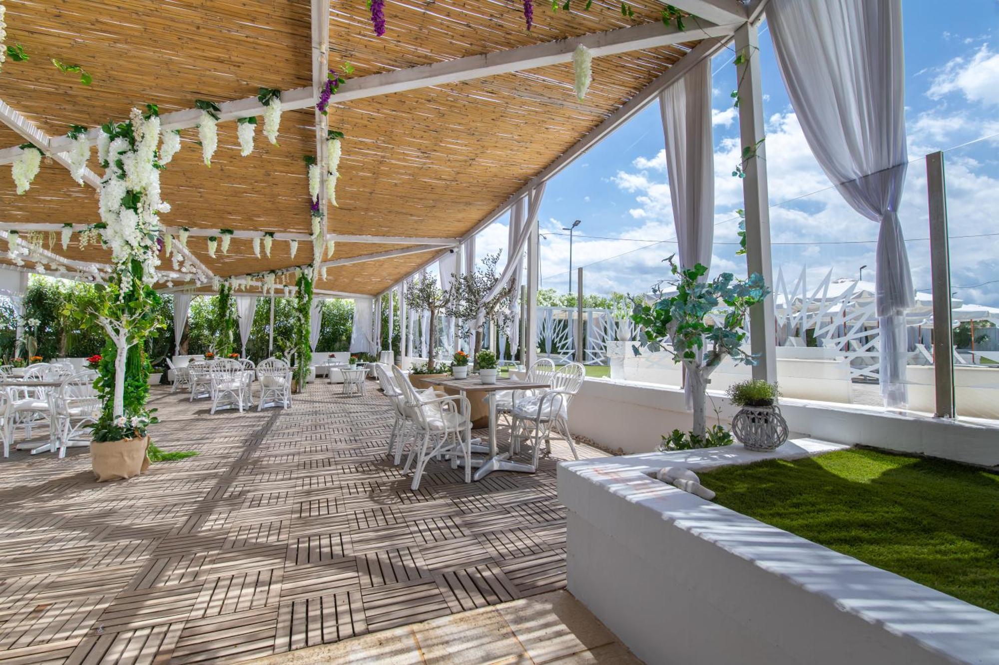 Bianco Riccio Suite Hotel Savelletri Exterior photo