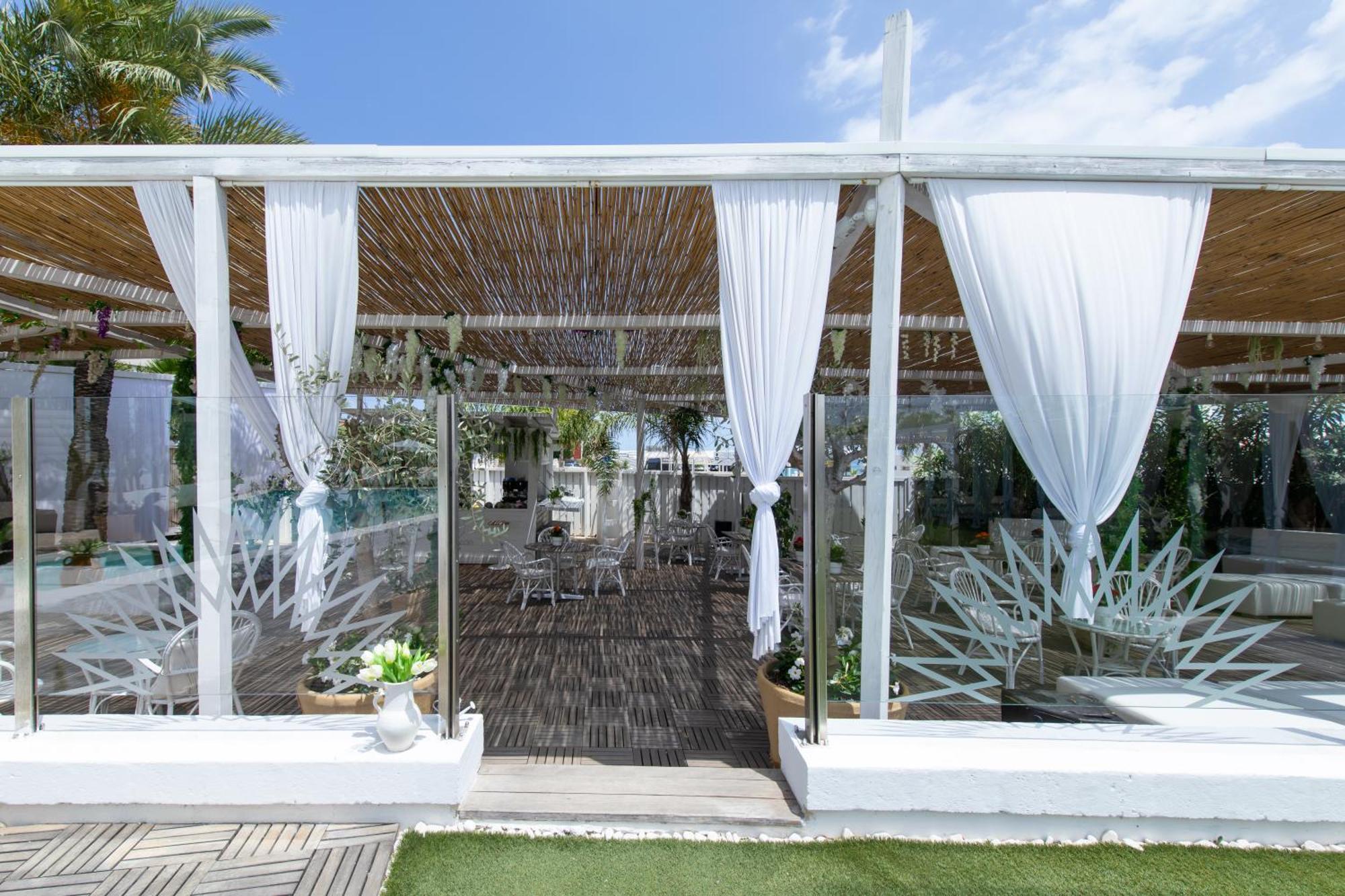 Bianco Riccio Suite Hotel Savelletri Exterior photo